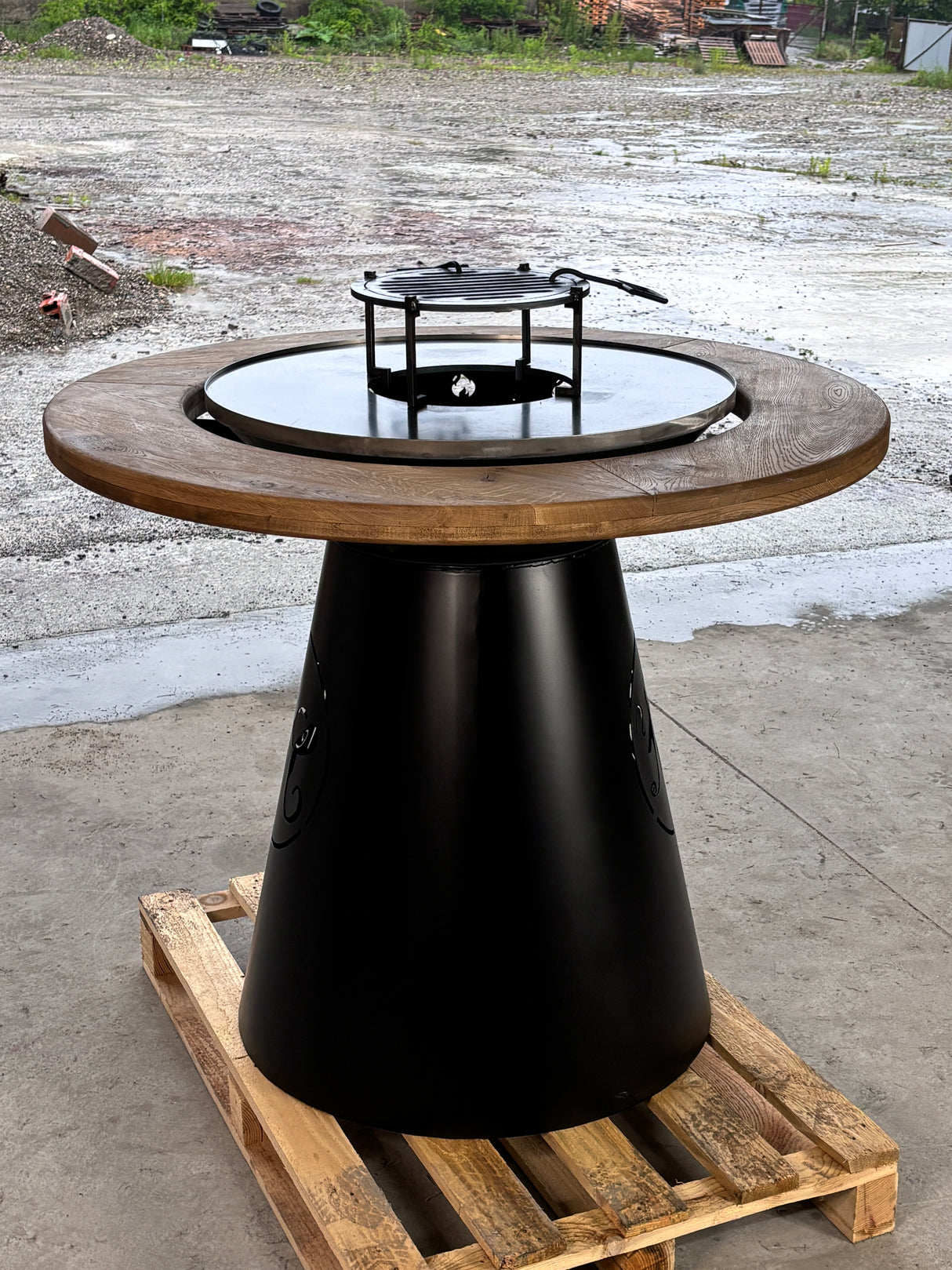 Gratar de  gradina VIP fire pit cu Blat din lemn si  Plita 10 mm