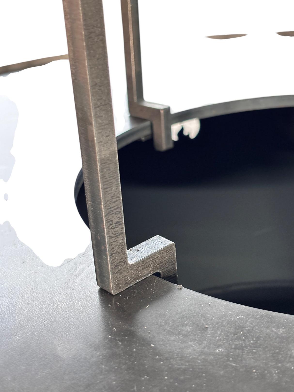 Gratar de  gradina VIP fire pit cu Blat din lemn si  Plita 10 mm