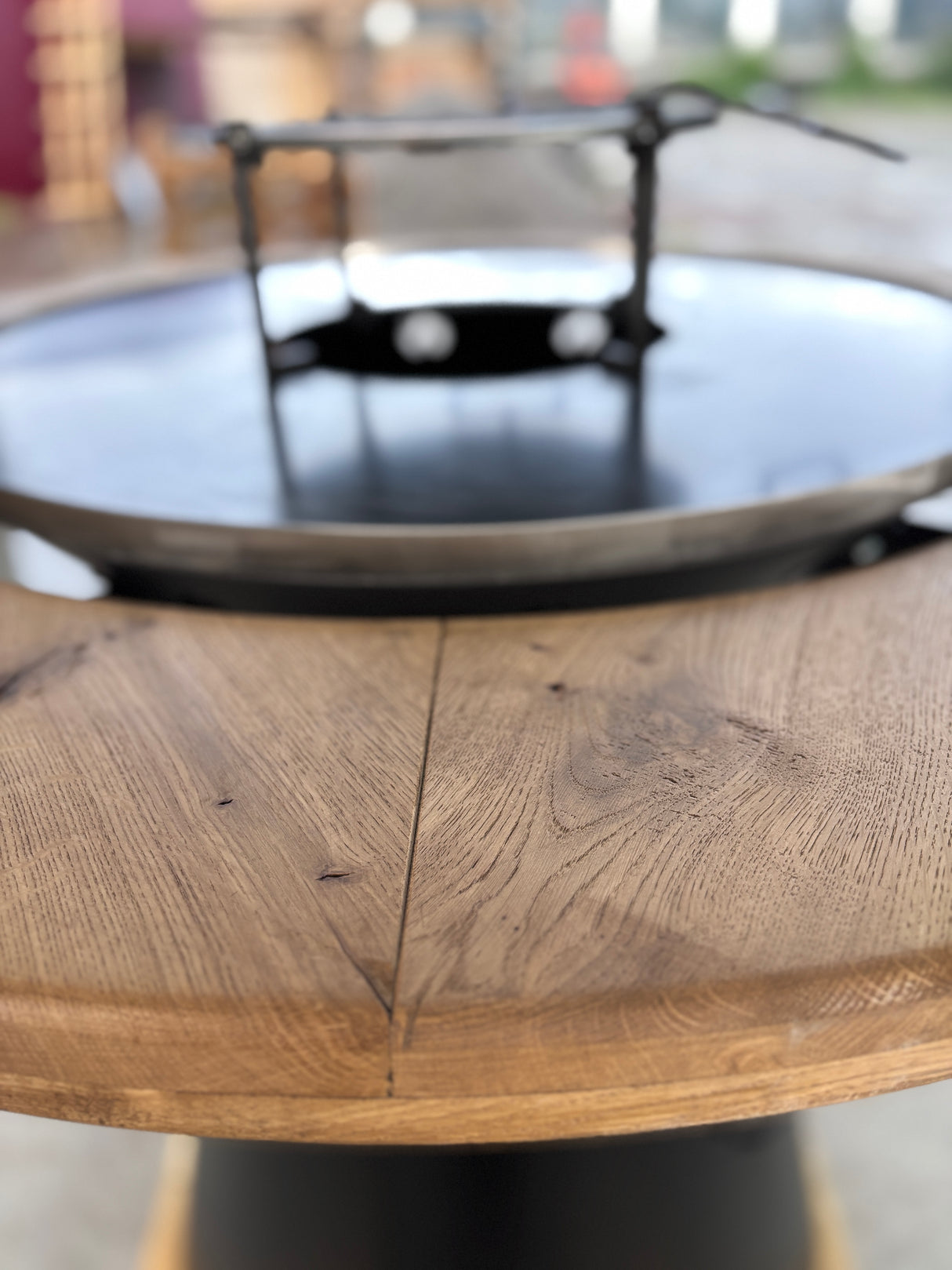 Gratar de  gradina VIP fire pit cu Blat din lemn si  Plita 10 mm