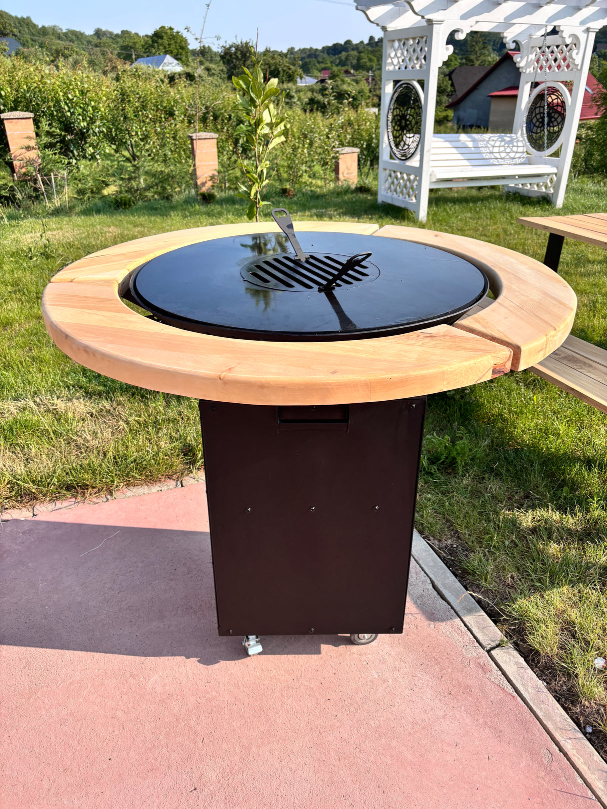 Gratar Rotund de gradina diametru 75 cm fire pit cu Plita rotunda 10 mm Otel dur