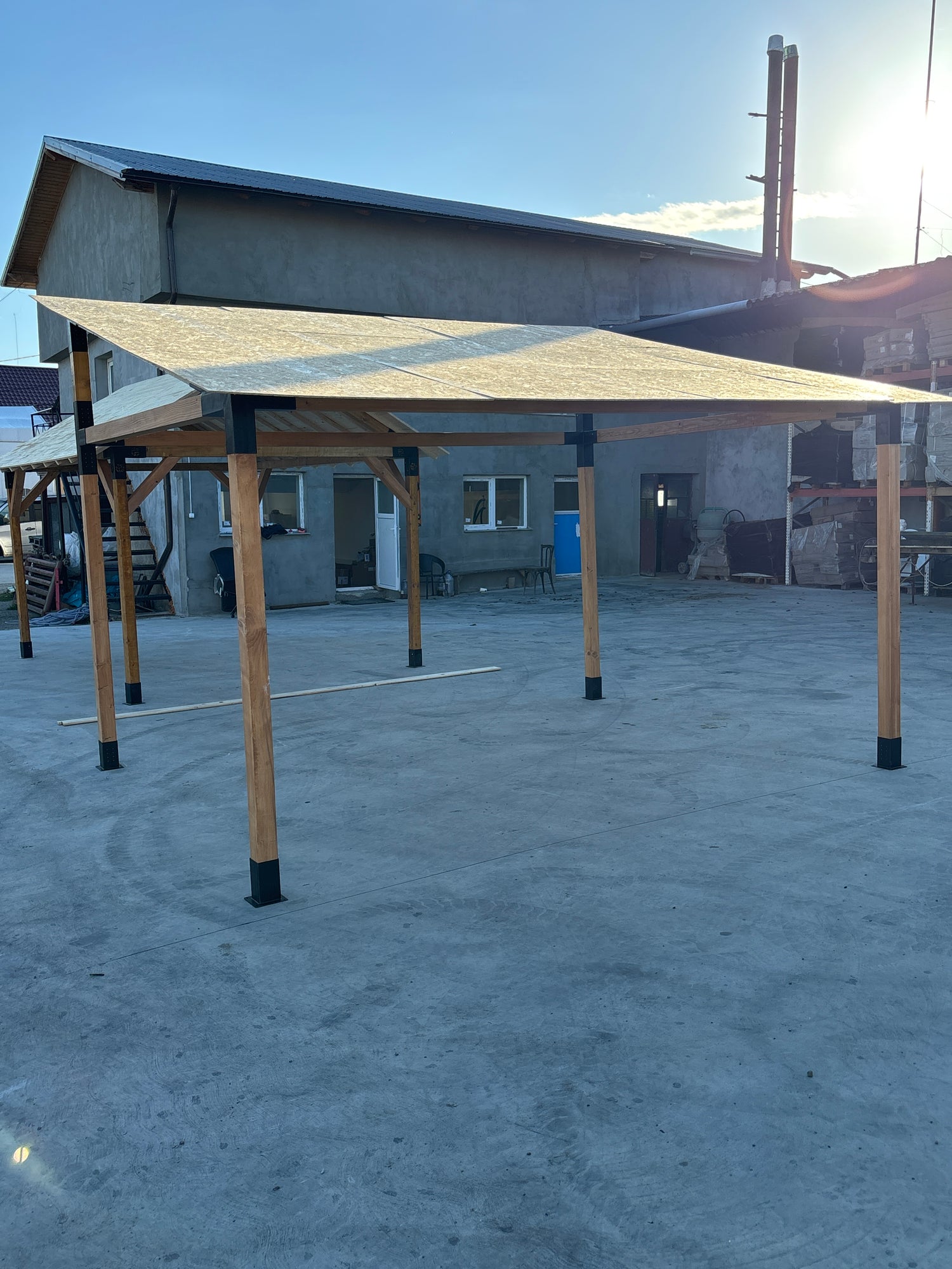 Pavilion de gradina, garaj, pergola din lemn rindeluit + imbinari de fier, 3x4 m