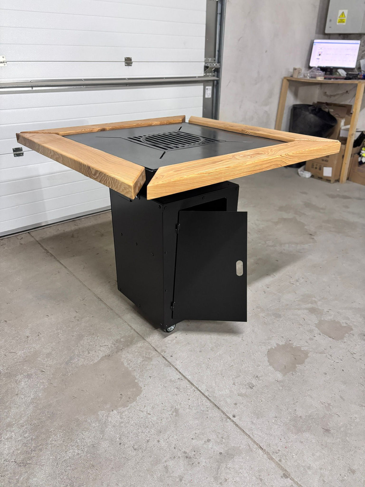 Gratar de gradina 75x75 cm fire pit cu Plita 6, 8 sau 10 mm Otel dur