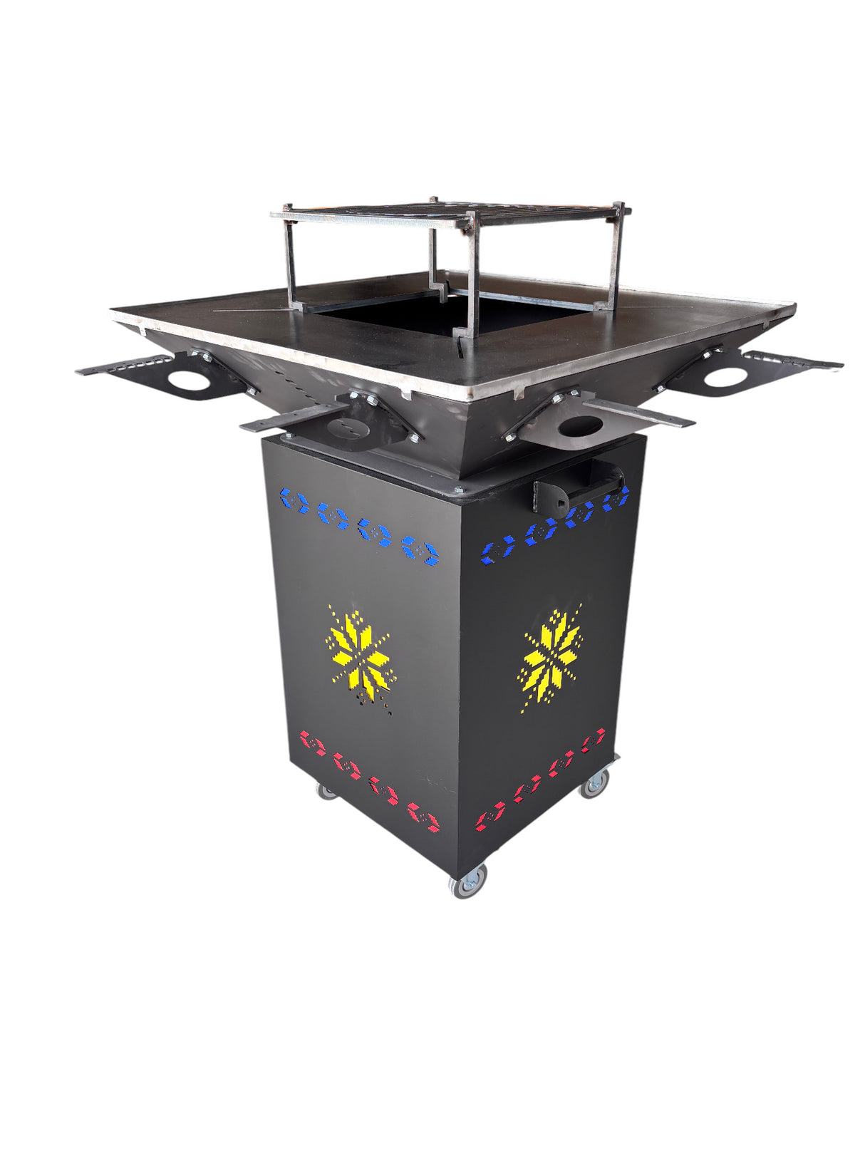 Gratar Gradina cu plita 10 mm Fire Pit 75x75 cm din fier pe lemne, pentru terasa CU BLAT DE LEMN SI MOTIVE TRADITIONALE