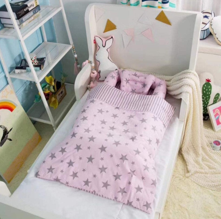 Set patut portabil, bebe baby nest cu lenjerie, perna, bumper protectie anti-alunecare, verde cu iepuri gri