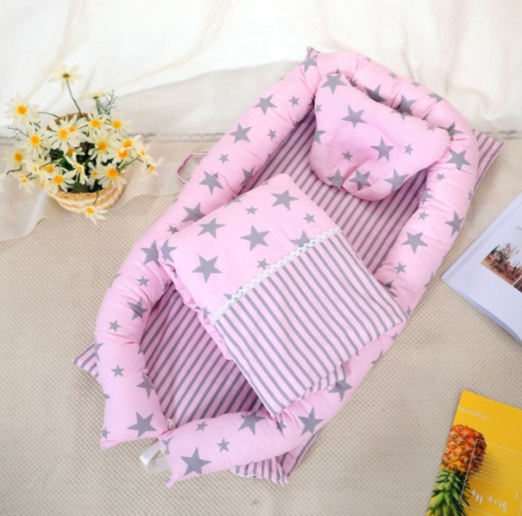 Set patut portabil, bebe baby nest cu lenjerie, perna, bumper protectie anti-alunecare, verde cu iepuri gri