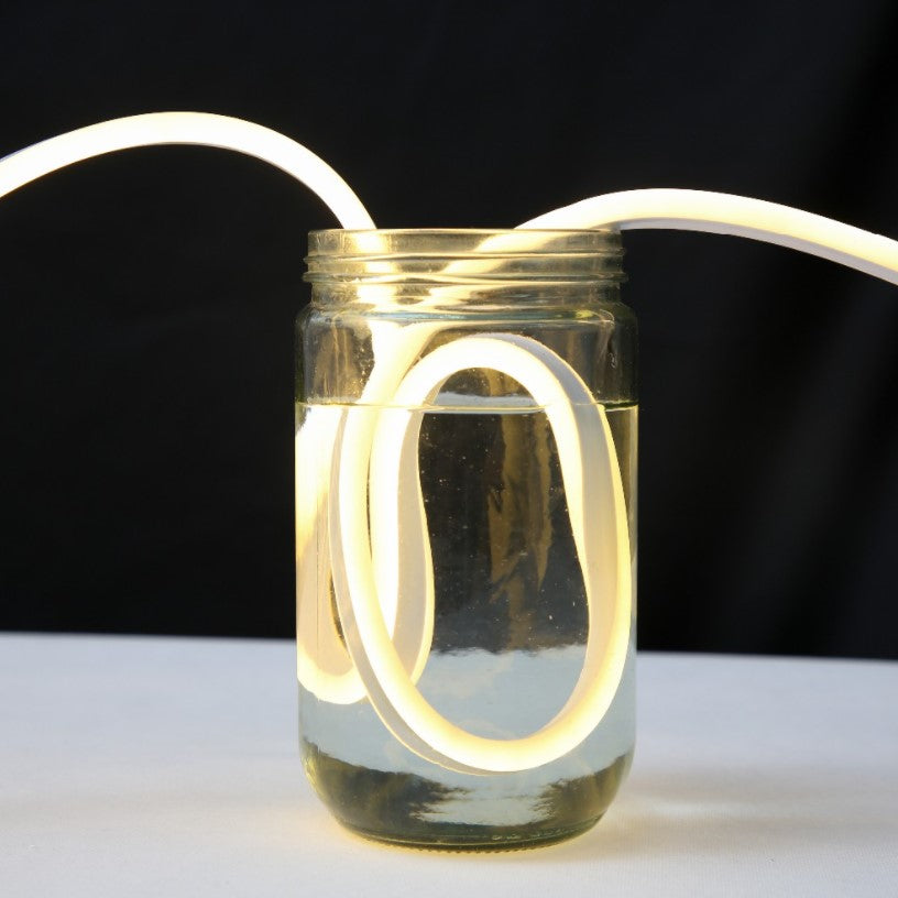 Clopotei decorativi luminosi, pentru Craciun, rezistenti la apa, suspendabili usa si geam, IP65, 50 x 60 cm, culoare alb cald