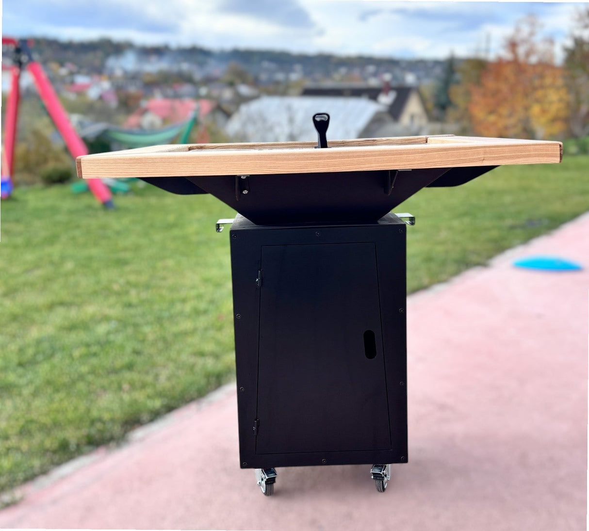 Gratar de gradina 5 in 1 | fire pit|Plita 10|8|6 mm|Blat din Lemn|Suport Ceaun/Disc blat Frasin - BUZ.RO