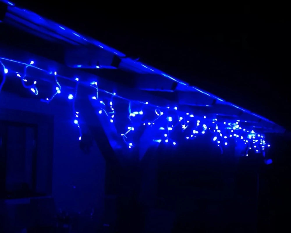 Instalatie franjuri pentru exterior, 8 metri luminosi, 252 leduri, albastre