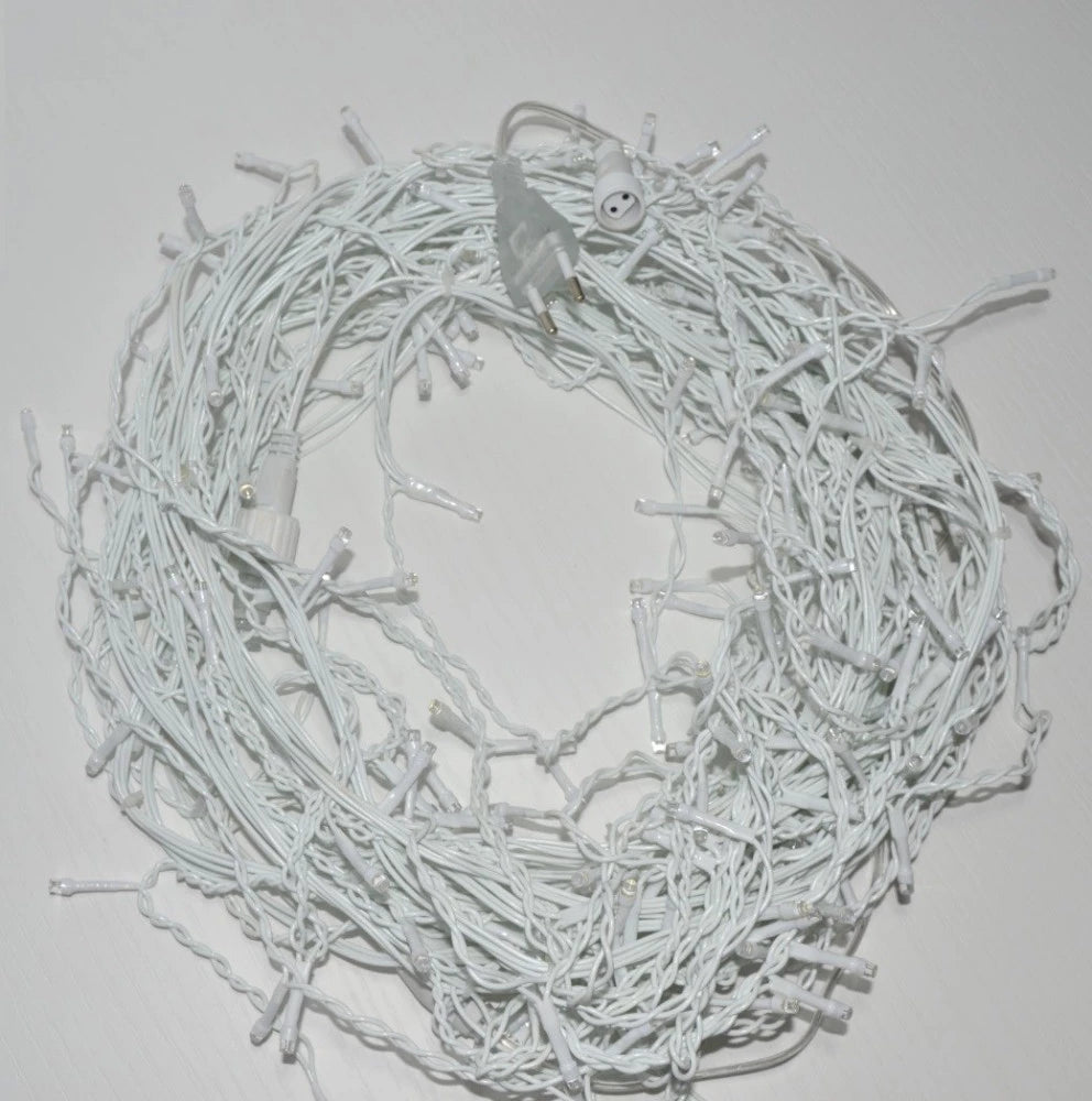 Instalatie franjuri pentru exterior, 8 metri luminosi, 252 leduri, albastre