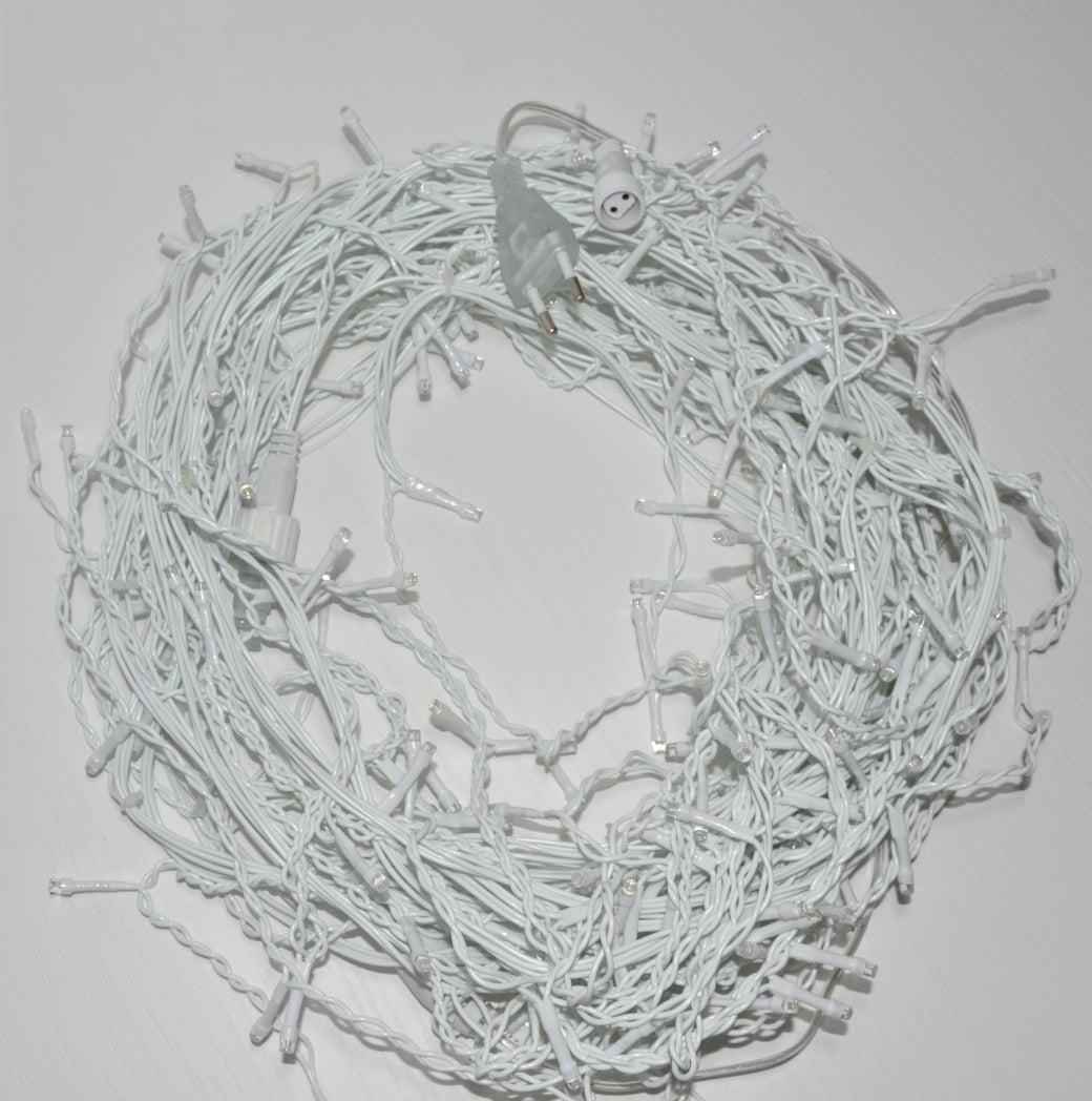 Instalatie luminoasa de craciun, tip erdea, pentru interior exterior, 9 x 0.8 m 252 LED-uri alb