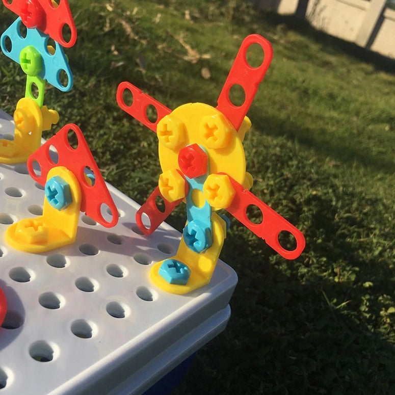 Joc educativ, de constructie, puzzle mozaic, montessori, cu suruburi, saibe, surubelnita electrica, 234 piese