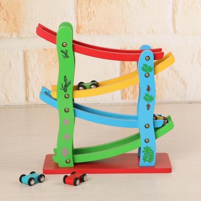 Jucarie interactiva si educativa din lemn Montessori, ansamblu cu masinute de raliu, cu 4 etaje