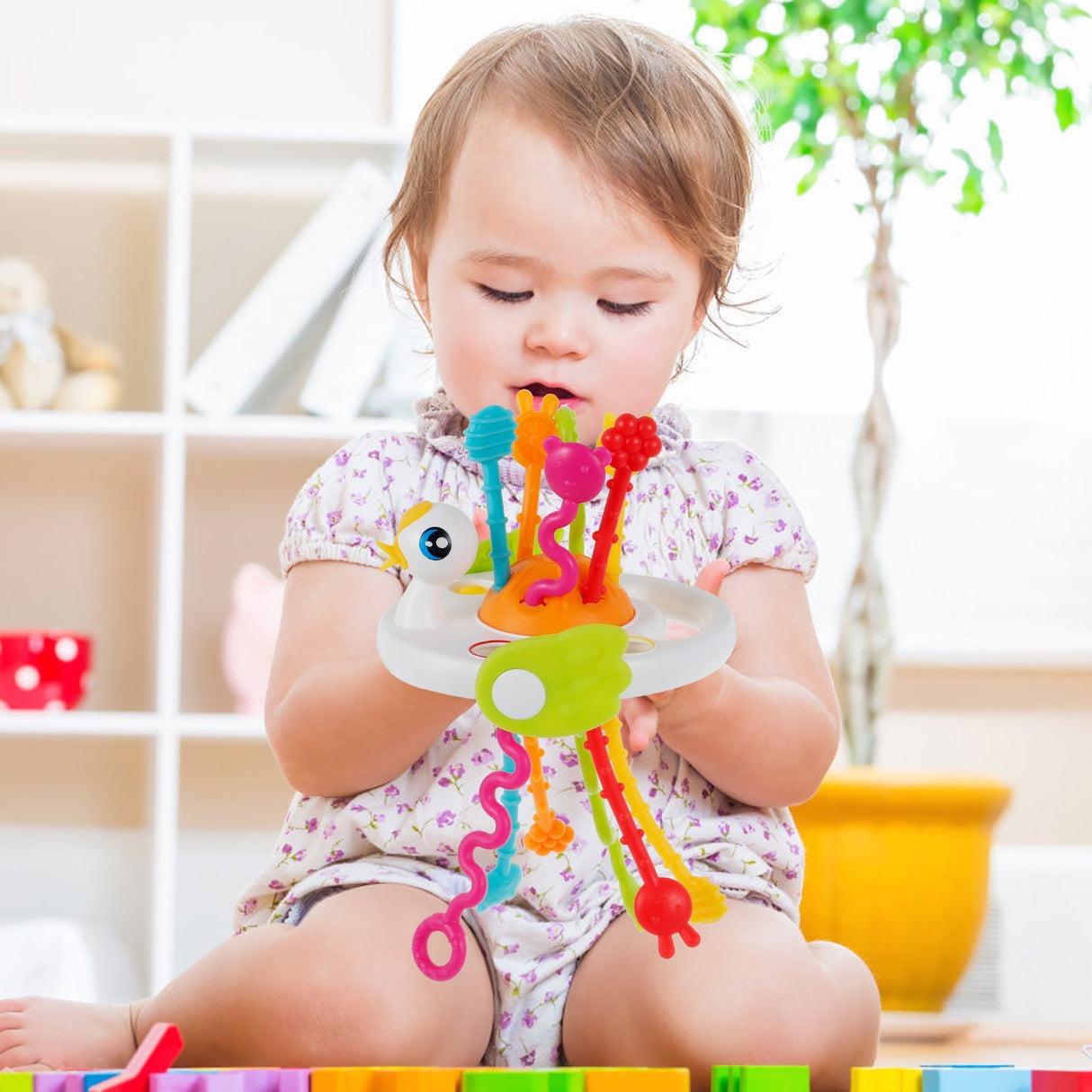 Jucarie senzoriala, motricitate, jucarie bebelusi, cu snur, jucarie dentitie, model cu ratusca, alb, montessori