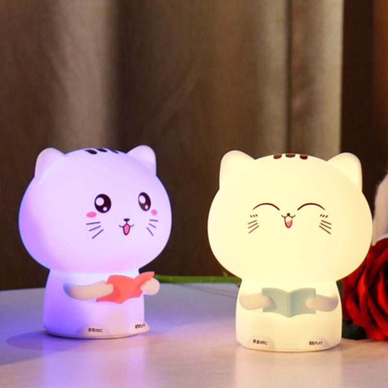 Lampa de silicon moale reincarcabila, LED, multicolor, pisicuta vorbitoare, control tactil sau telecomanda, interactiva, roz - BUZ.RO