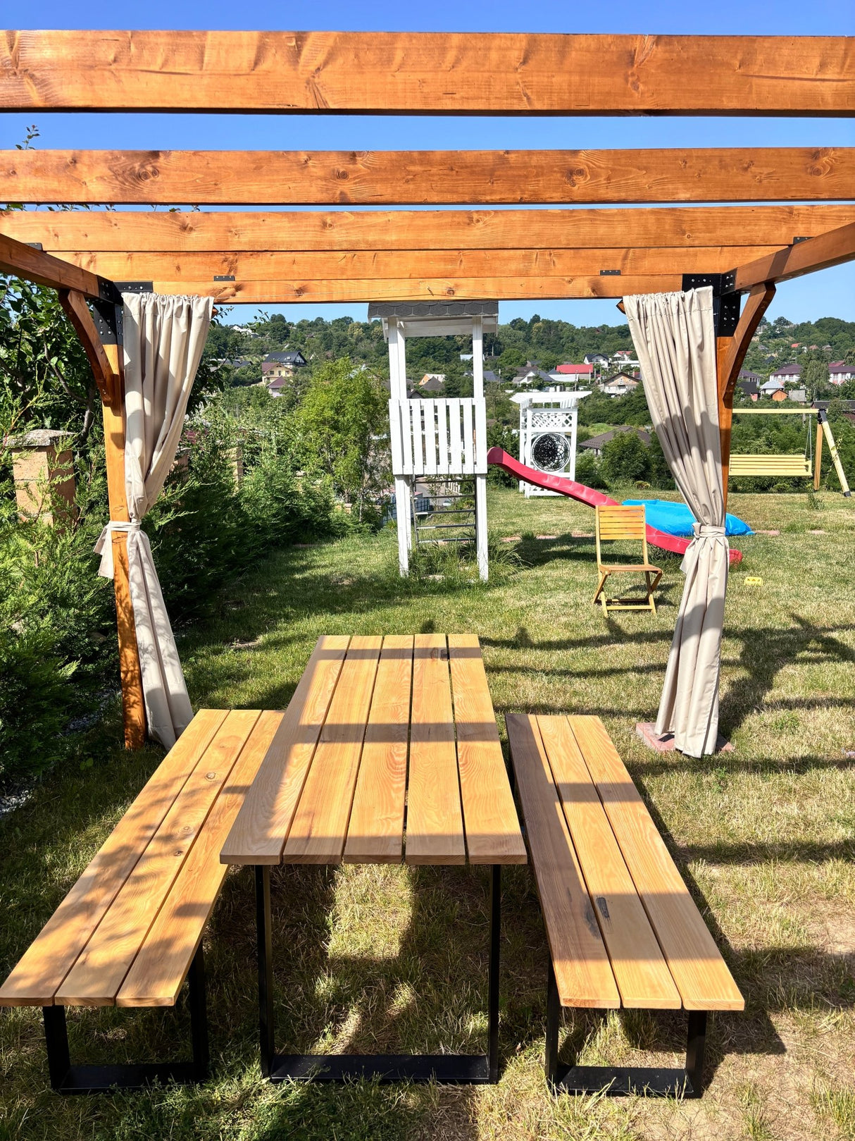 Pergola foisor pavilion lemn pentru gradina sau curte, conectori metalici, umbrar curte - BUZ.RO