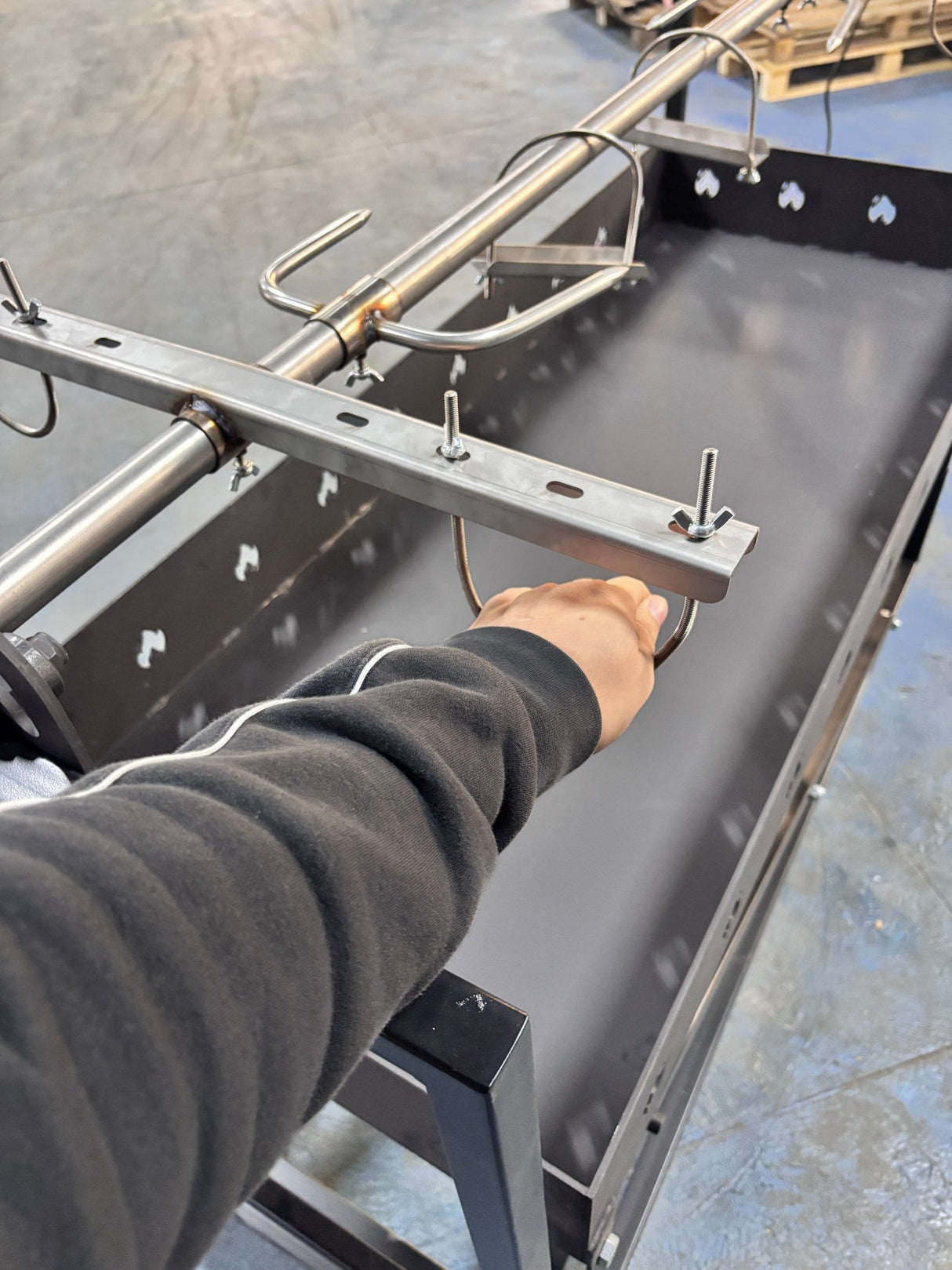 Protap Rotisor inox ,electric profesional 100 kg , porc ,purcel,vitel,berbecut,berbec ,cu focar reglabil, 160 cm x 60 cm - BUZ.RO