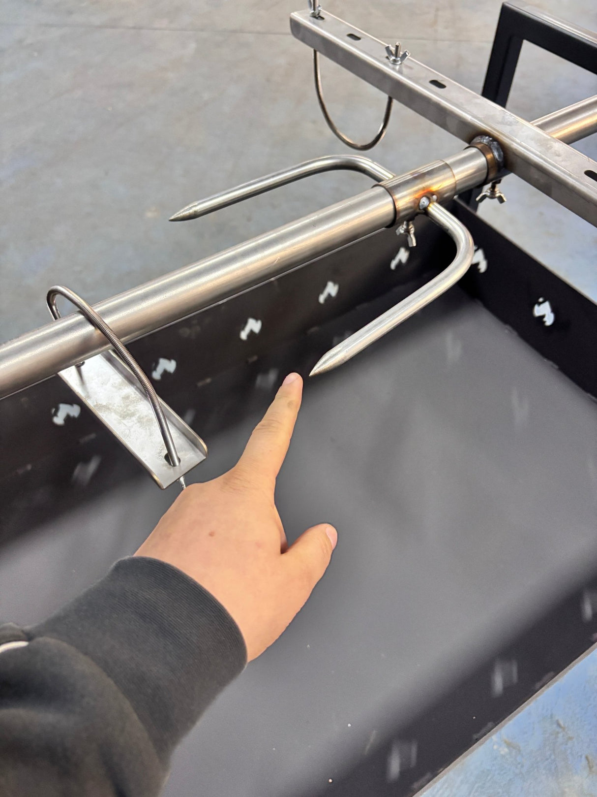 Protap Rotisor inox ,electric profesional 100 kg , porc ,purcel,vitel,berbecut,berbec ,cu focar reglabil, 160 cm x 60 cm - BUZ.RO