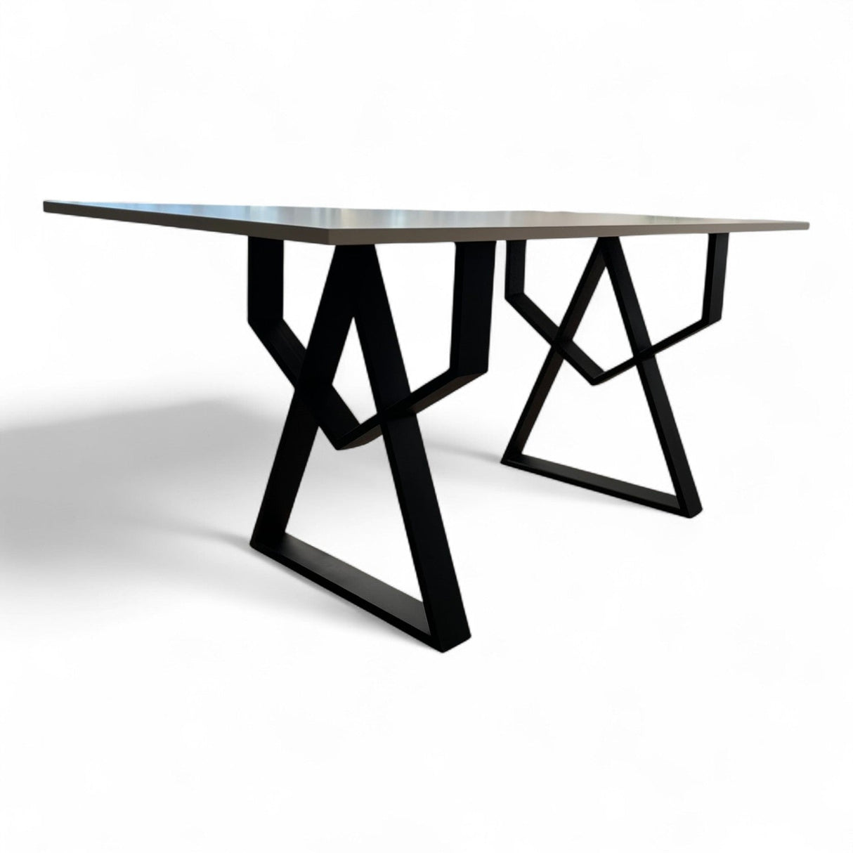 Set masa cu scaune bucatarie, dining, living, sufragerie, blat din pal cu picioare metalice, scaune husa catifea gri, 4 persoane, Alina - BUZ.RO