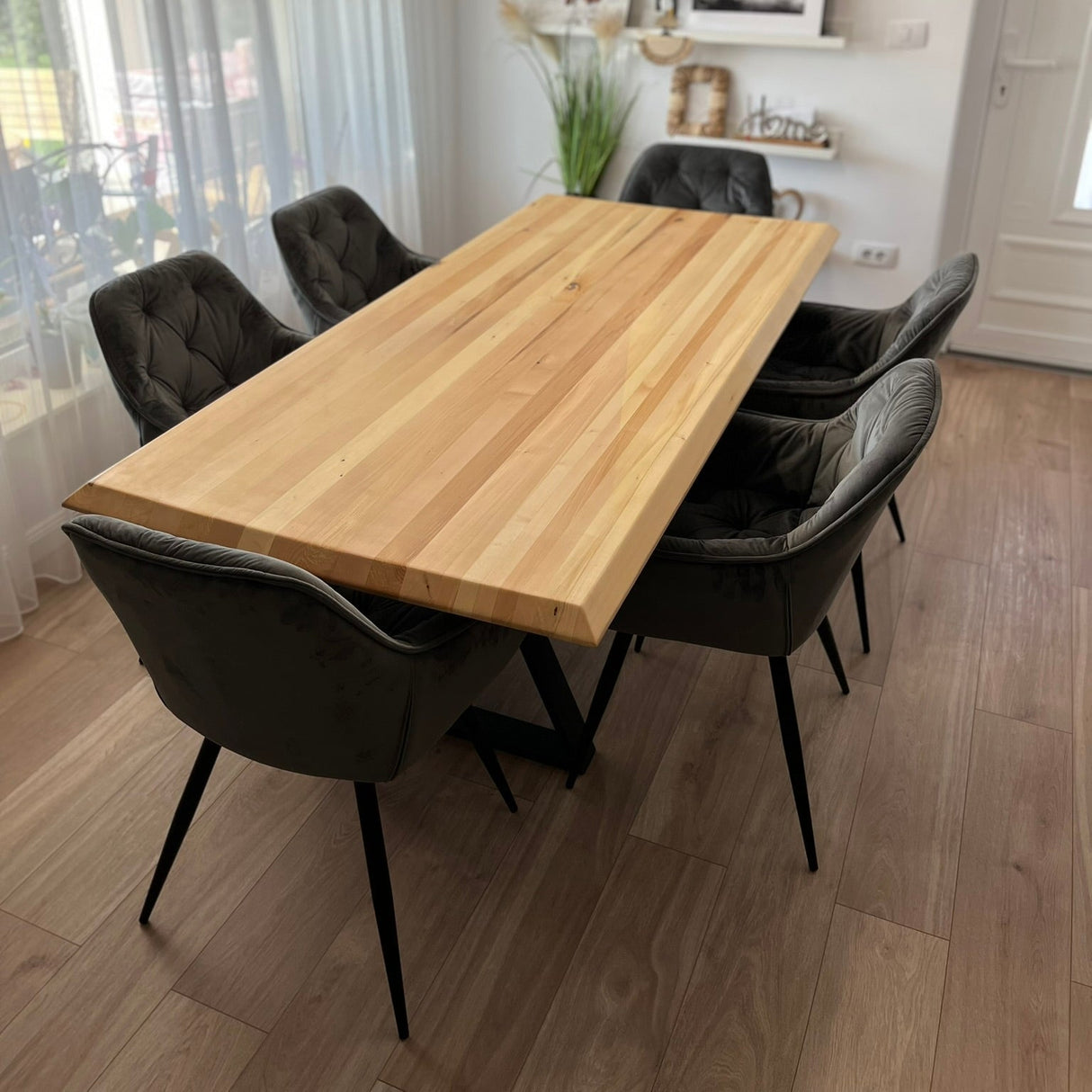 Set masa cu scaune bucatarie, dining,living, sufragerie, blat din lemn masiv cu picioare metalice moderne,scaune gri, 6 persoane, set Bianca - BUZ.RO