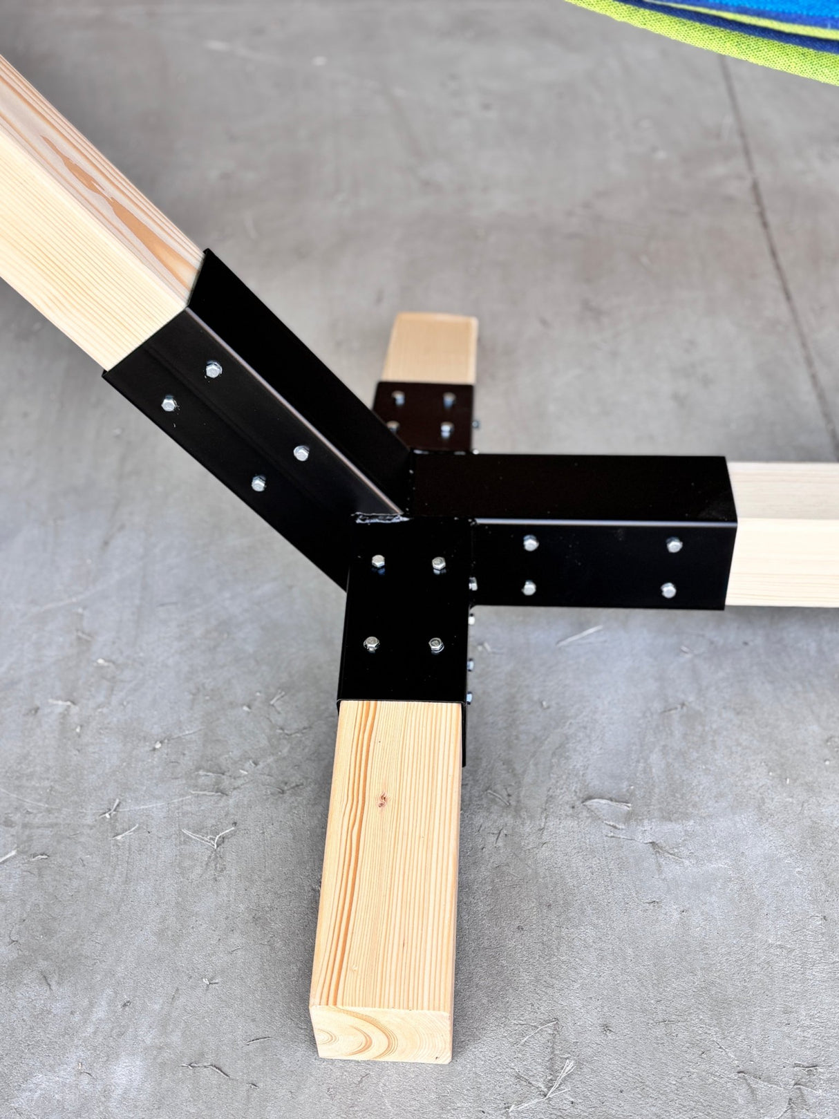 Suport hamac din lemn, stand pentru gradina sau terasa cu conectori metalici, rezistent,330x135x90cm, max 350kg - BUZ.RO