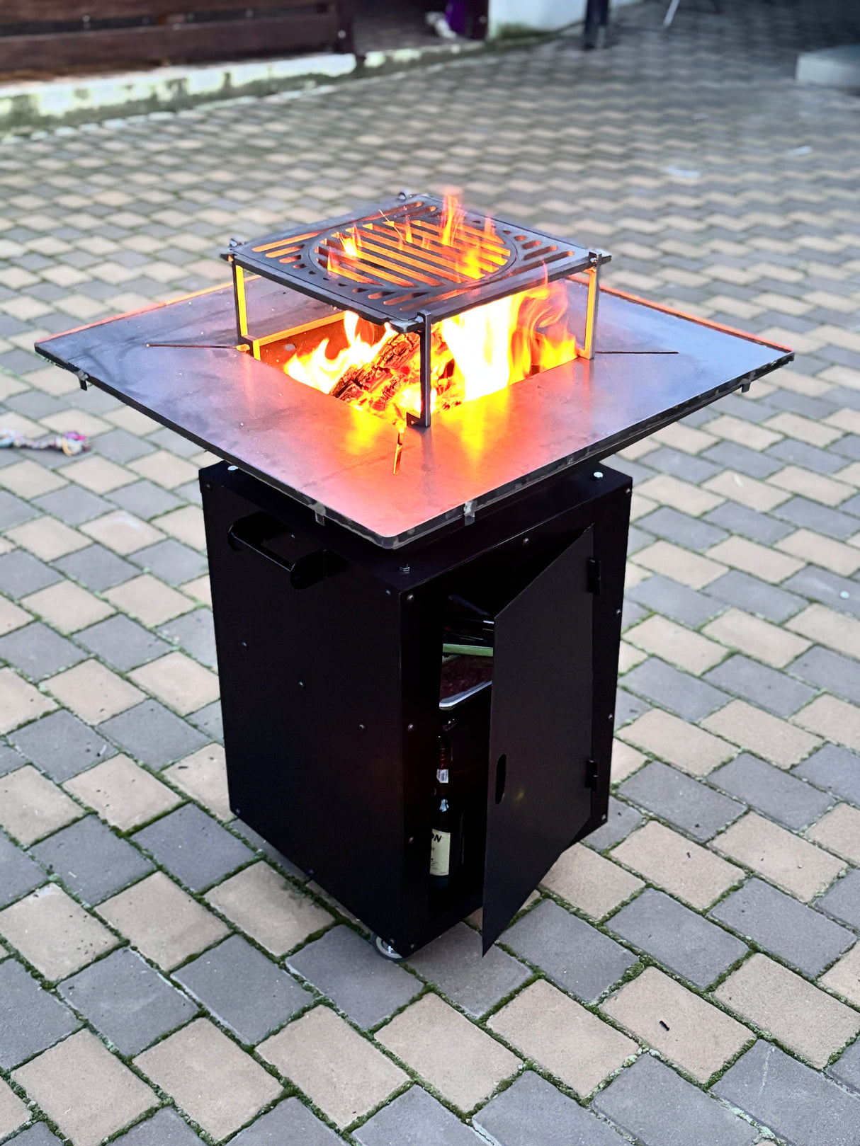 Gratar de  gradina  75x75 cm fire pit cu Plita 6, 8 sau 10 mm Otel dur