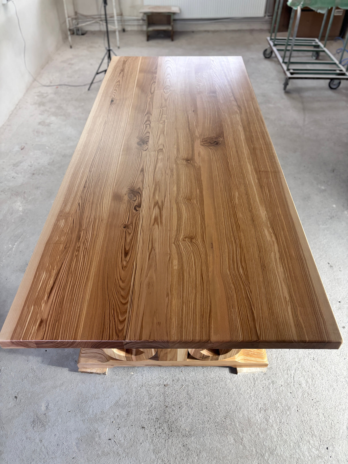 Masa lemn masiv, cu cadru din lemn masiv, Ofelia, 240x100x76 cm