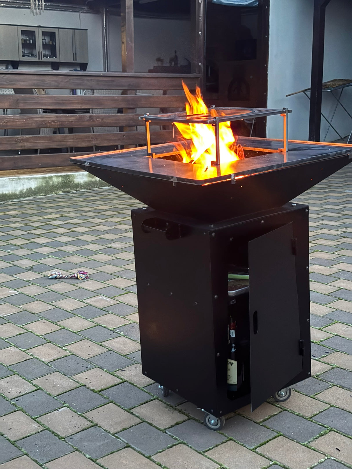 Gratar de  gradina  75x75 cm fire pit cu Plita 6, 8 sau 10 mm Otel dur