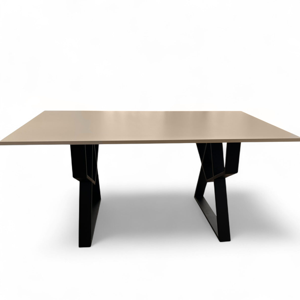 Masa lemn oval de tei, cu picioare metal, set Larisa
