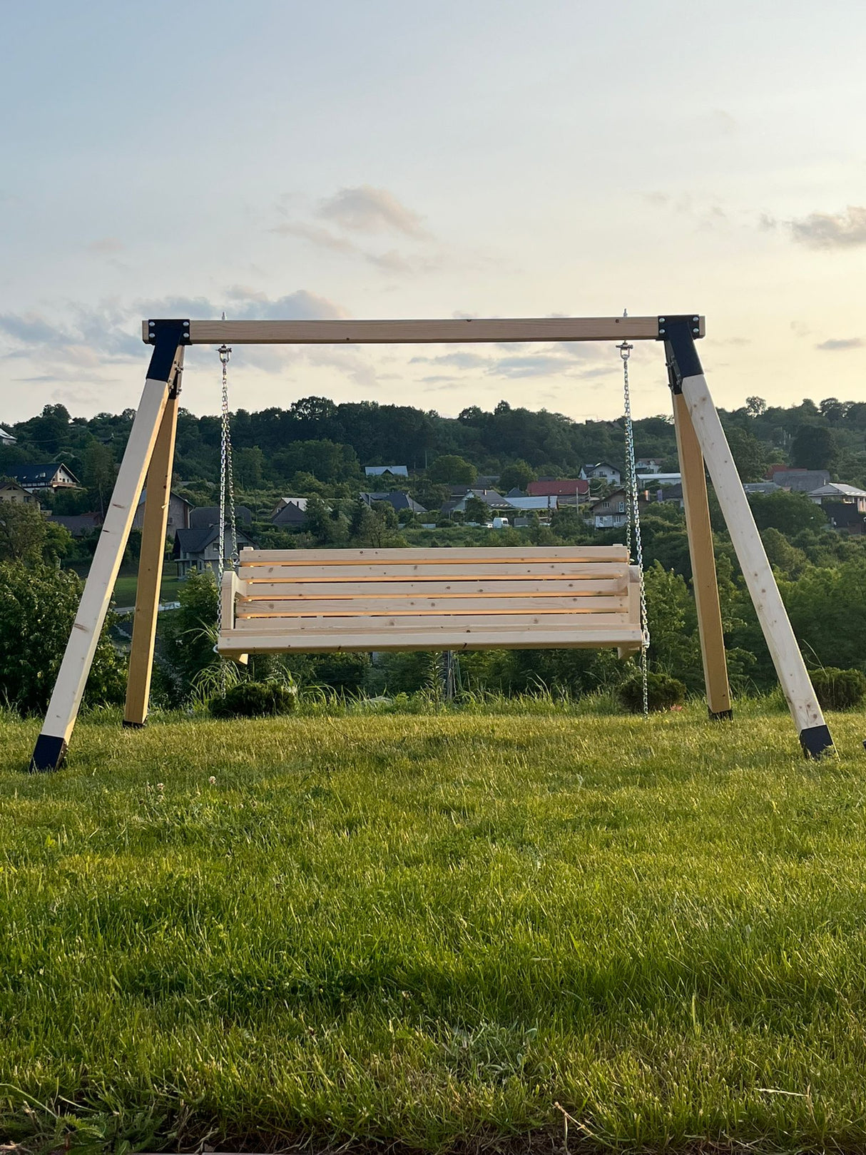 Balansoar / leagan gradina cu structura din lemn de brad, cu conectori metalici, rustic, 3 persoane, set pentru terasa / curte, culoare natur, 150 KG