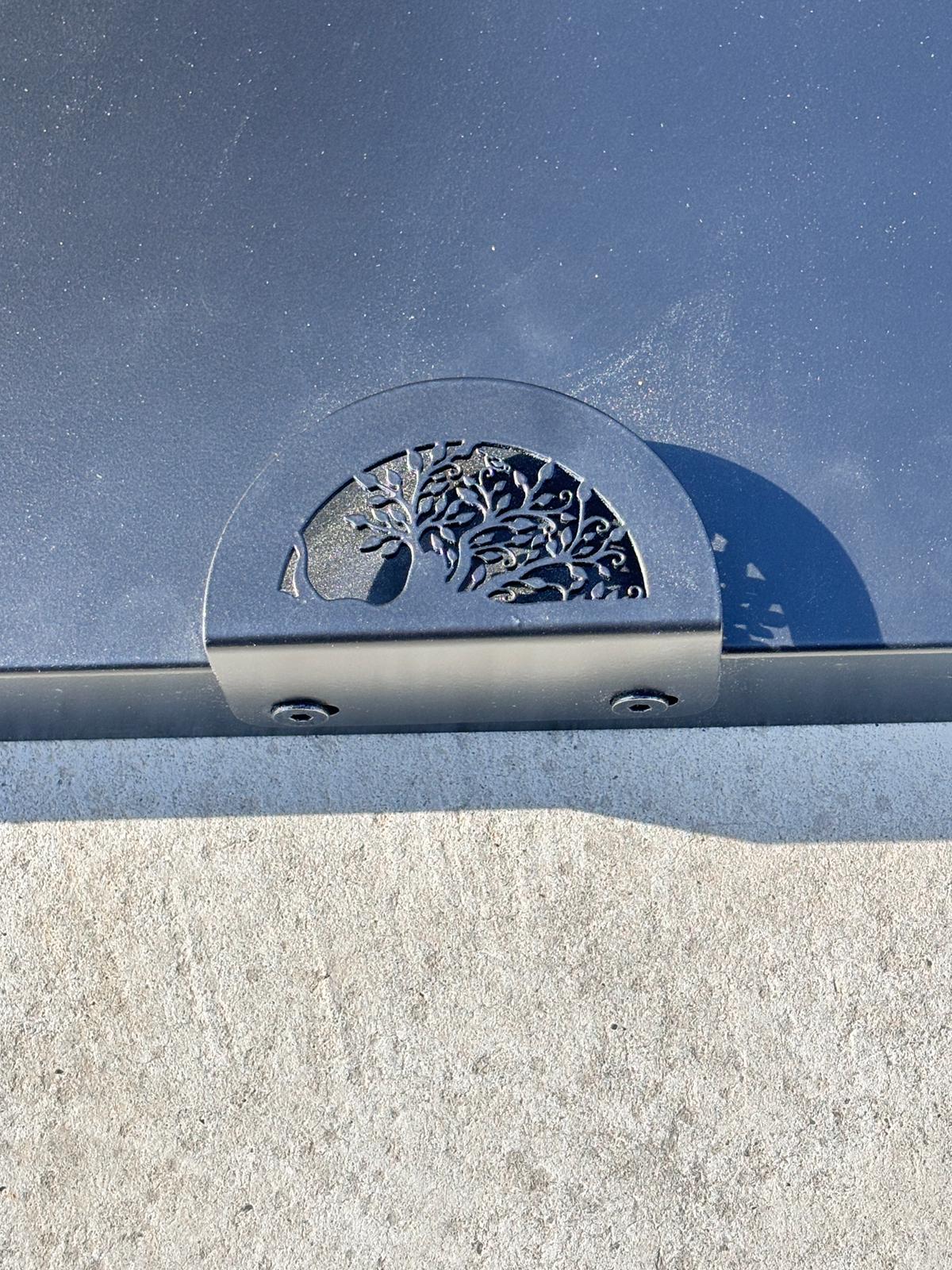 Capac Metalic pentru Gratar sau Focar – Rotund sau Patrat, Negru Mat | Protecție Premium pentru Fire Pit Exterior - BUZ.RO