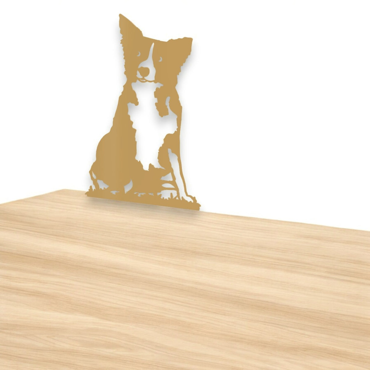 Decoratiune de perete din metal, model catel Micky, auriu