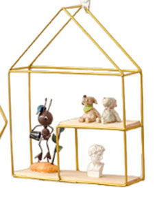 Etajere decorative cu suport de metal in culoarea aurie, casuta