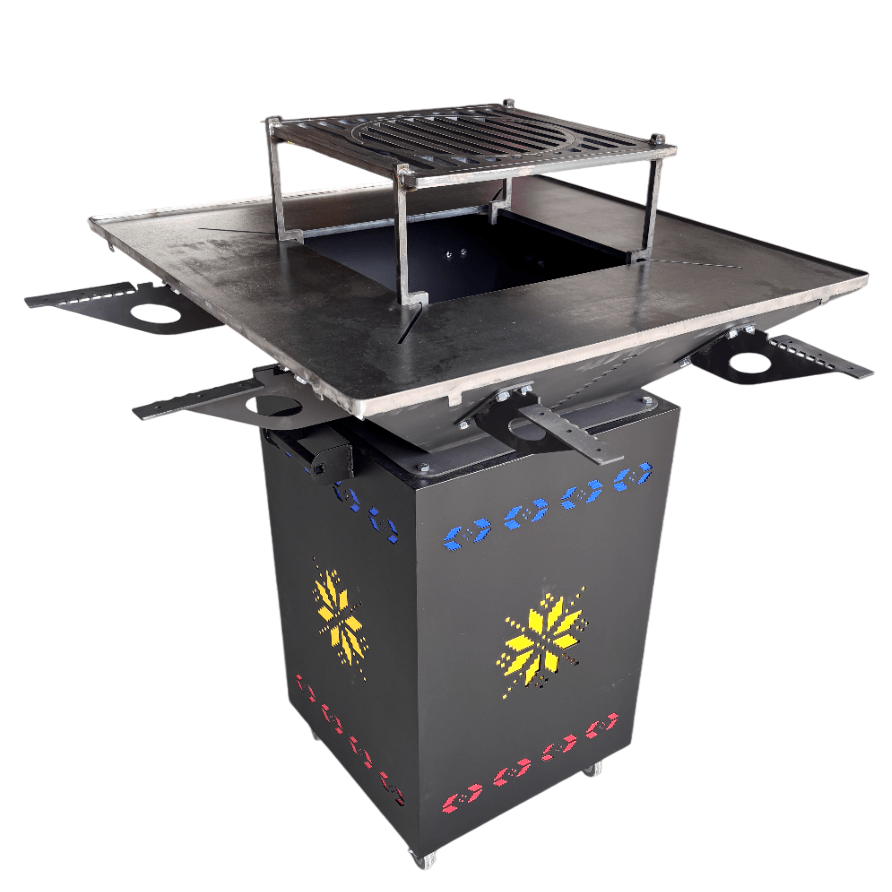 Fire Pit, Gratar cu plita 75x75 cm din otel 10 mm pe lemne, pentru gradina sau terasa FARA BLAT DE LEMN, CU MOTIVE TRADITIONALE - BUZ.RO