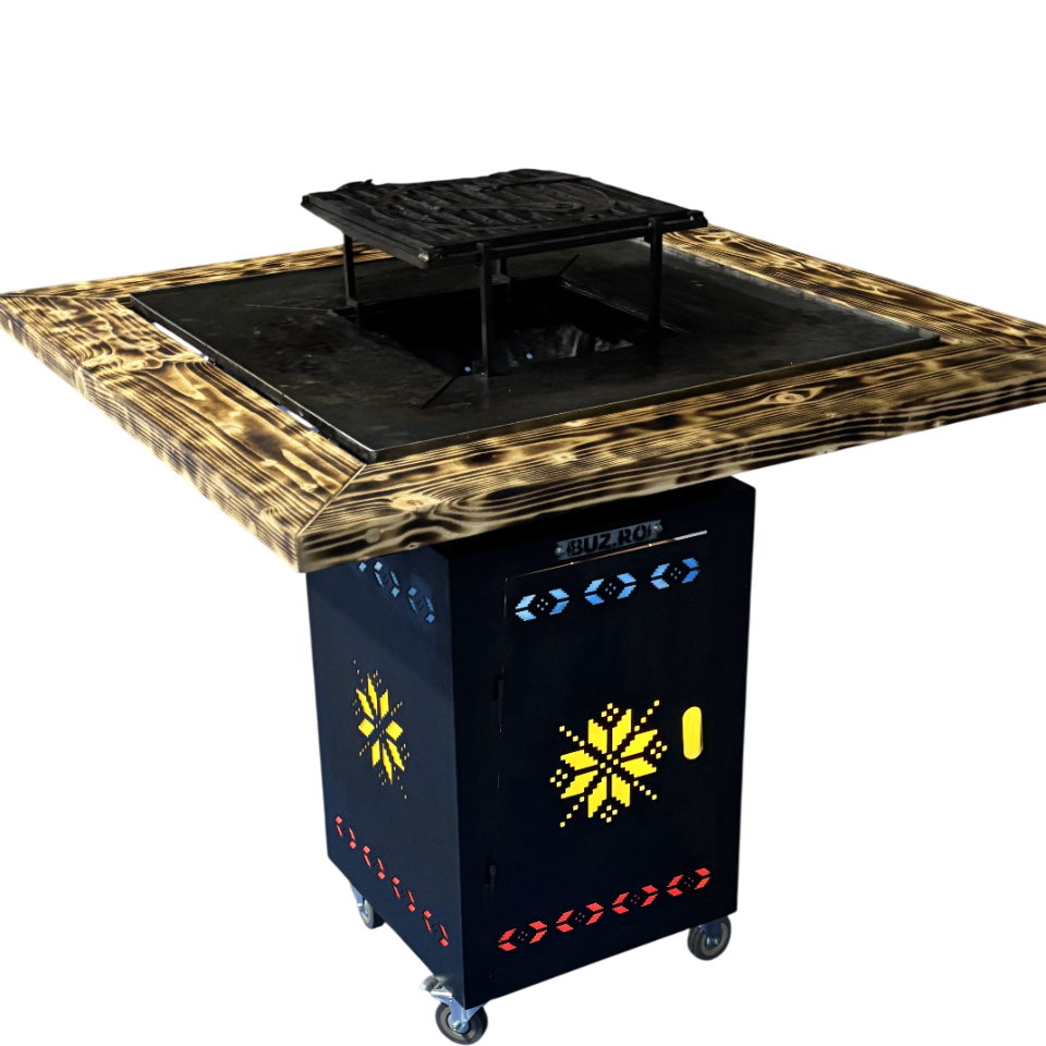 Fire Pit, Gratar cu plita 75x75 cm din otel 10 mm pe lemne, pentru gradina sau terasa  + blat de lemn, cu sticla colorata  CU BLAT DE LEMN SI MOTIVE TRADITIONALE