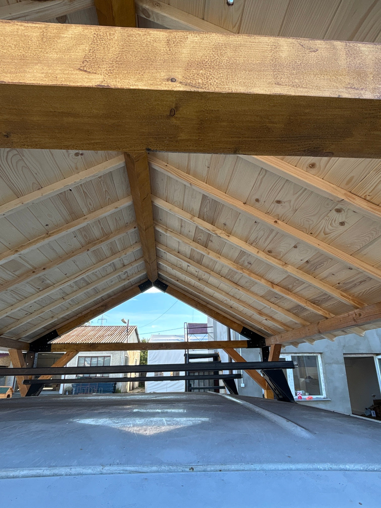 Foisor Pergola Garaj gradina cu kit metalic pergola inclus, 3x4 m, din lemn rindeluit esenta rasinoasa ,10 conectori, inaltime 2.3 metri