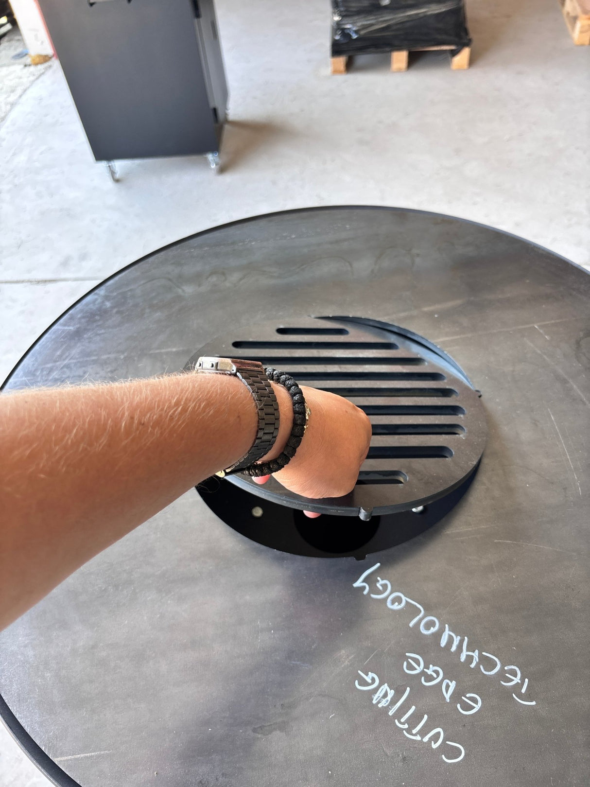 Gratar de gradina Rotund 4 in 1 diametru 75 cm firepit Flacari cu Plita rotunda 10 mm Otel dur - BUZ.RO