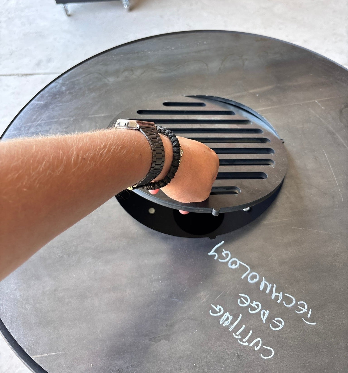 Gratar Rotund de gradina 107cm|diametru 75 cm| fire pit cu Plita rotunda 6/8/10 mm Otel dur - BUZ.RO