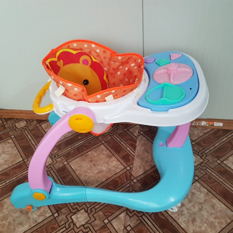 Premergator cu antepremergator 4 in 1 convertibil, centru de activitati cu lumini si sunete, cu jucarii detasabile, maner, 0-36 luni, leu, multicolor