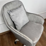 Scaun de birou, modern, din catifea, elegant, rotativ, inaltime reglabila intre 80-90 cm, gri