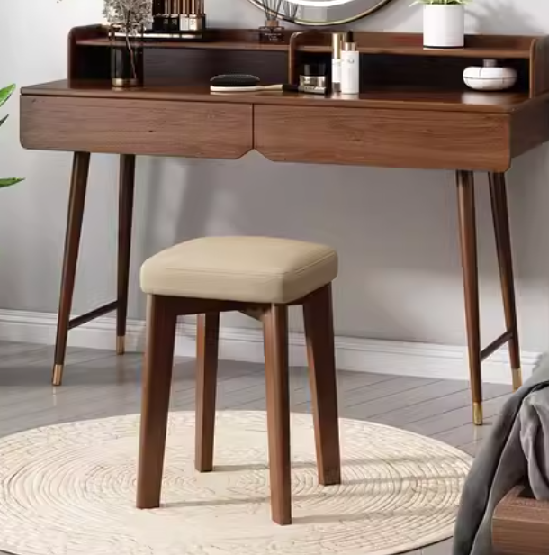 Taburet patrat din lemn cu perna moale, imitatie de piele